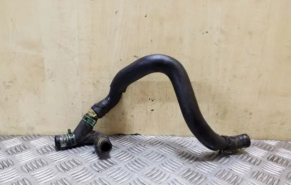 Nissan Qashqai Engine coolant pipe/hose