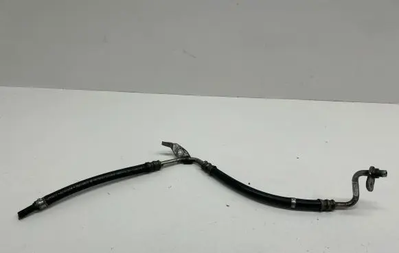 Mercedes-Benz C W204 Power steering hose/pipe/line B20470C