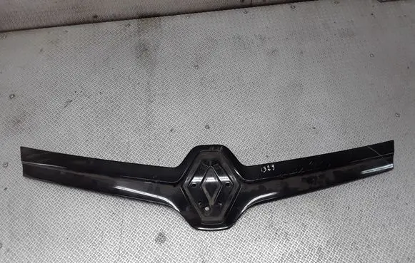 Renault Twingo II Front bumper upper radiator grill 620783403P
