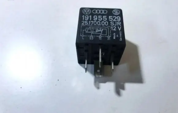 Volkswagen Golf IV Other relay 191955529 25170000