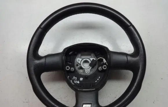 Audi A3 S3 8P Steering wheel