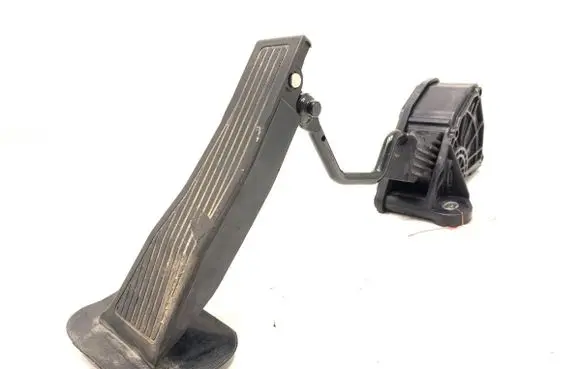 Honda Civic Accelerator throttle pedal JM05C