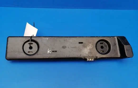 Mercedes-Benz E W123 Tail light bulb cover holder