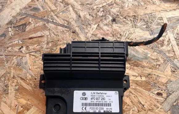 Audi A6 S6 C6 4F Comfort/convenience module 4F0907280