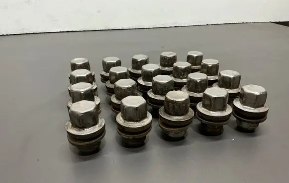 Land Rover Range Rover Sport L320 Nuts/bolts 