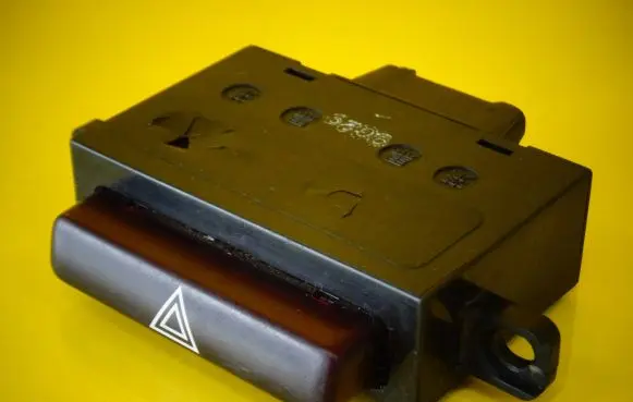 Mazda 323 F Hazard light switch