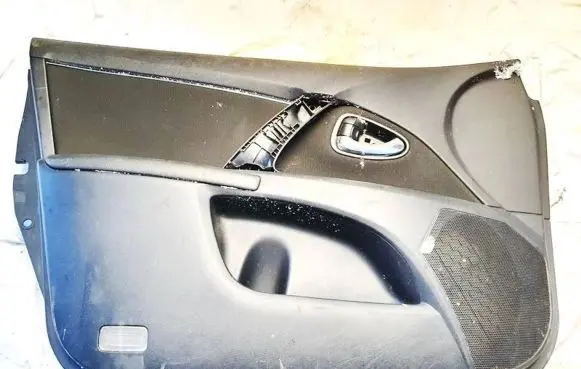 Renault Kadjar Front door card panel trim 6777805040 67778-05040