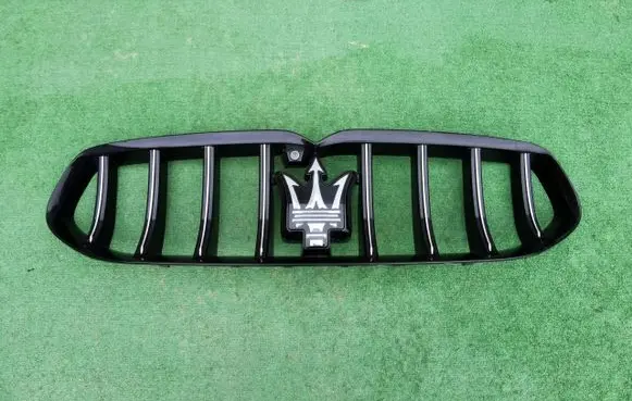 Maserati Grecale Front bumper upper radiator grill 670170829