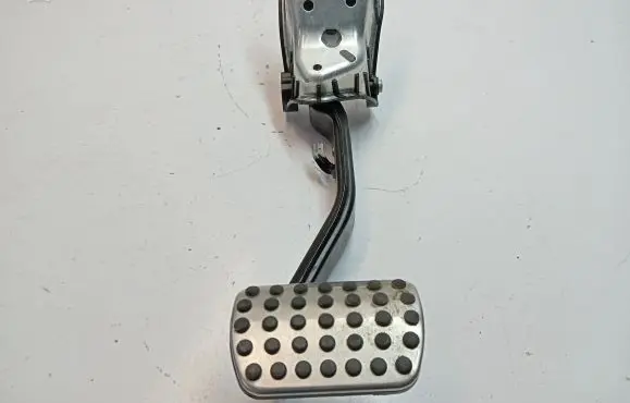 Mercedes-Benz C W205 Brake pedal A2052900800