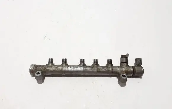 Volvo V70 Fuel main line pipe 31405380