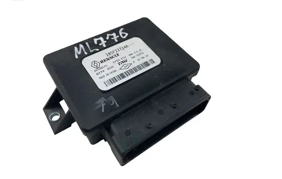 Nissan Juke II F16 Rear brake EMF control unit/module 285F23724R