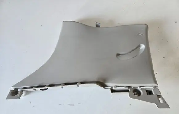 Nissan Leaf II (ZE1) (B) pillar trim (top) 769355SH0A