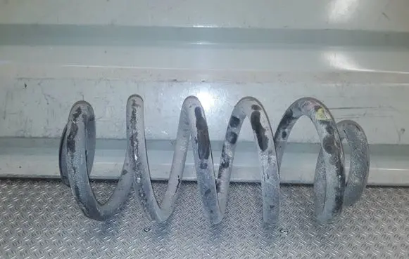 Audi A6 S6 C6 4F Rear coil spring 