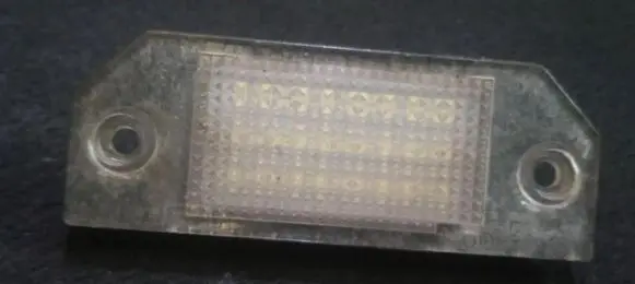 Peugeot 308 Number plate light