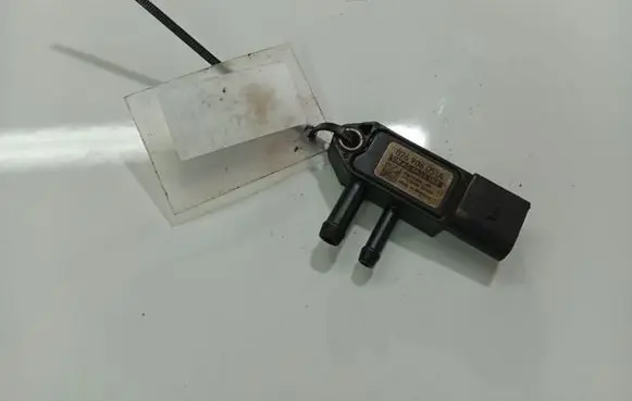 Volkswagen Polo IV 9N3 Exhaust gas pressure sensor 076906051A