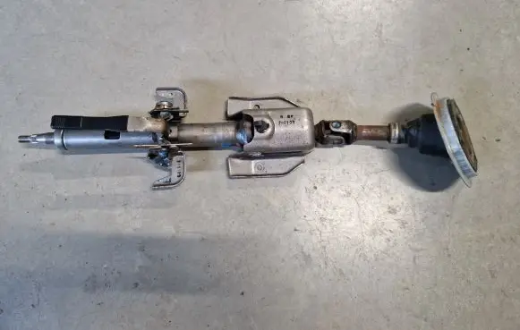 Mitsubishi L200 Steering rack mechanical part 