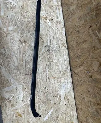 Peugeot 208 II Rear door glass trim molding 9823195880