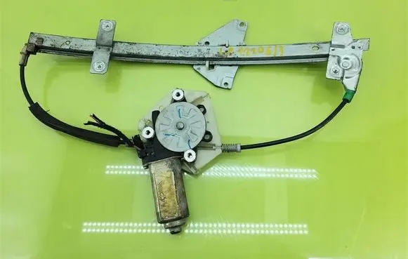 Volvo S40, V40 Front door window regulator with motor 
