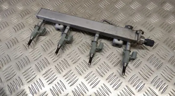 Toyota Highlander XU70 Fuel injectors set 8945806021