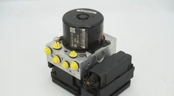 Volkswagen Golf VI ABS Pump 1K0614517CB 1K0907379AT
