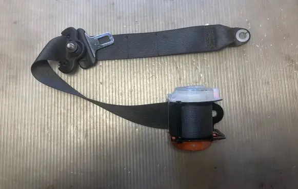 Suzuki Grand Vitara II Rear seatbelt 8496065J0 TKAB0EP527 11282006