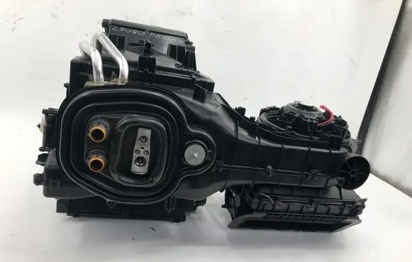 Volkswagen PASSAT B8 Interior heater climate box assembly 5wb815001a