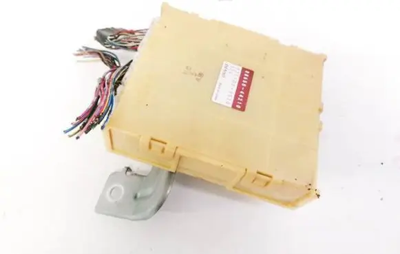 Toyota Avensis Verso Other control units/modules 8865044210 88650-44210