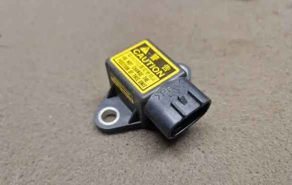 Toyota Hilux (AN10, AN20, AN30) Airbag deployment crash/impact sensor 8944160010 4991000410