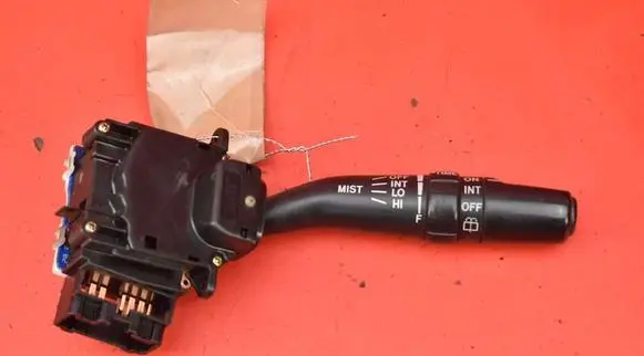 Toyota Carina T210 Headlight wiper switch 95282001