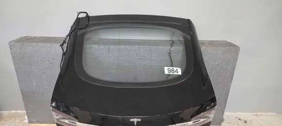 Tesla Model S Tailgate/trunk/boot lid 1028348E0A
