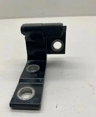 Lexus RX 450H Rear door lower hinge