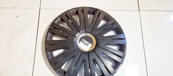Ford Focus C-MAX R16 wheel hub/cap/trim 