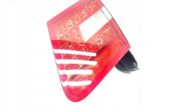 Mercedes-Benz E C207 W207 Tailgate rear/tail lights A2078200464
