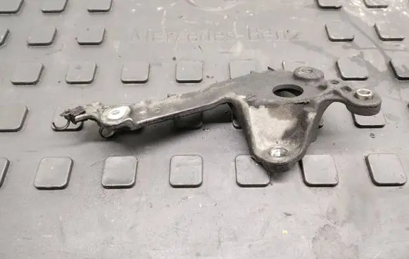 Mercedes-Benz Citan W415 Engine mounting bracket 144964724r