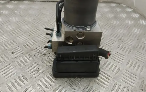 BMW 5 F10 F11 ABS Pump 6881305 34516881305