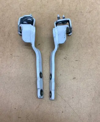 Audi A1 Engine bonnet/hood hinges 8X4827299 8X4827300 W1312