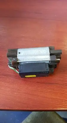 BMW 7 E38 Seat adjustment motor 8352193