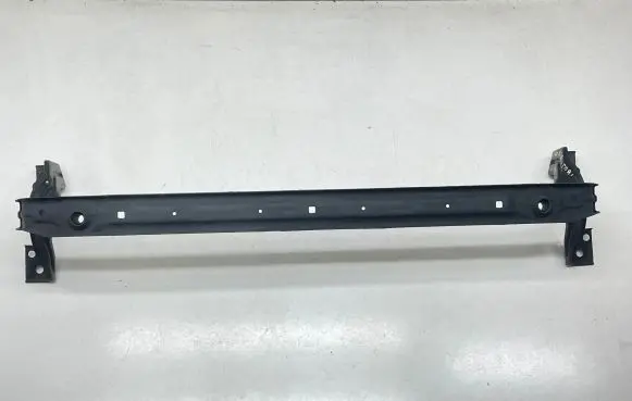 Volvo V40 Cross country Radiator mount bracket