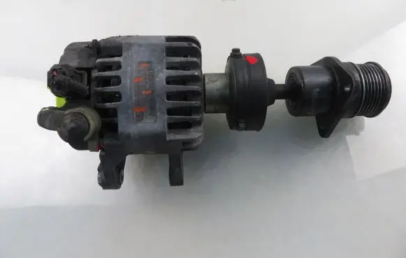 Ford Focus Generator/alternator 4M5T10300LC MS1012100921