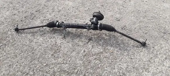 Citroen C4 I Steering rack 6820000084