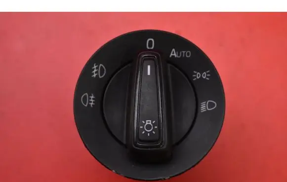 Skoda Octavia Mk3 (5E) Light switch 5E0941431D