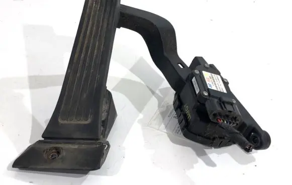 KIA Sportage Accelerator throttle pedal 10457A-2S000