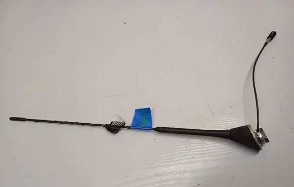 Volkswagen Golf IV Radio antenna 1J0035505A