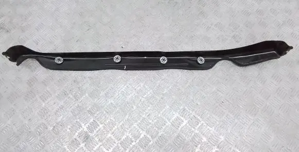 Volkswagen Golf VIII Other engine bay part 5H0806239