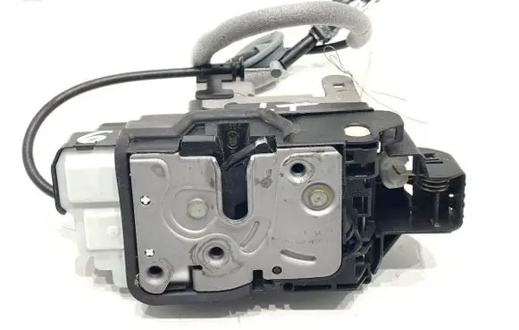 Volvo V40 Rear door lock 31440397