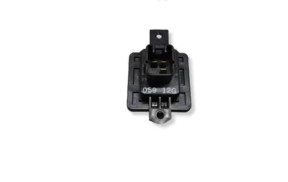 Mitsubishi Outlander Heater blower motor/fan resistor 05912G