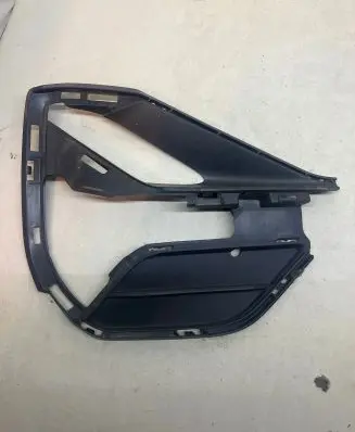 BMW X1 F48 F49 Fog light bracket 51118497246 21163611