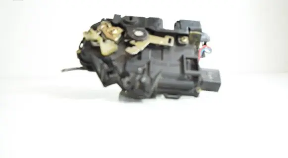 Audi A6 S6 C5 4B Rear door lock 4B0839016B