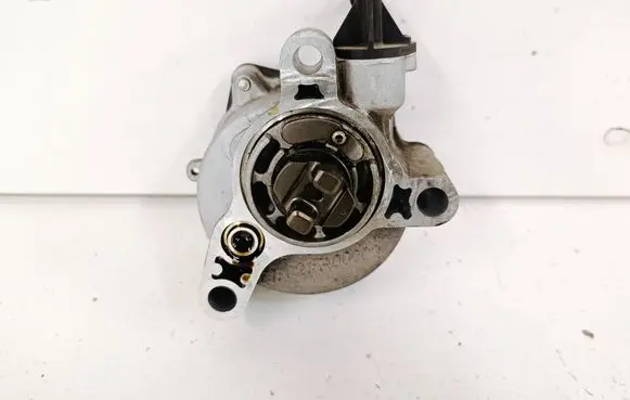 Vacuum pump