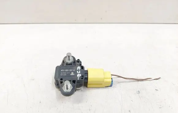 Audi A6 S6 C6 4F Airbag deployment crash/impact sensor 4F0955557B 021624 051208